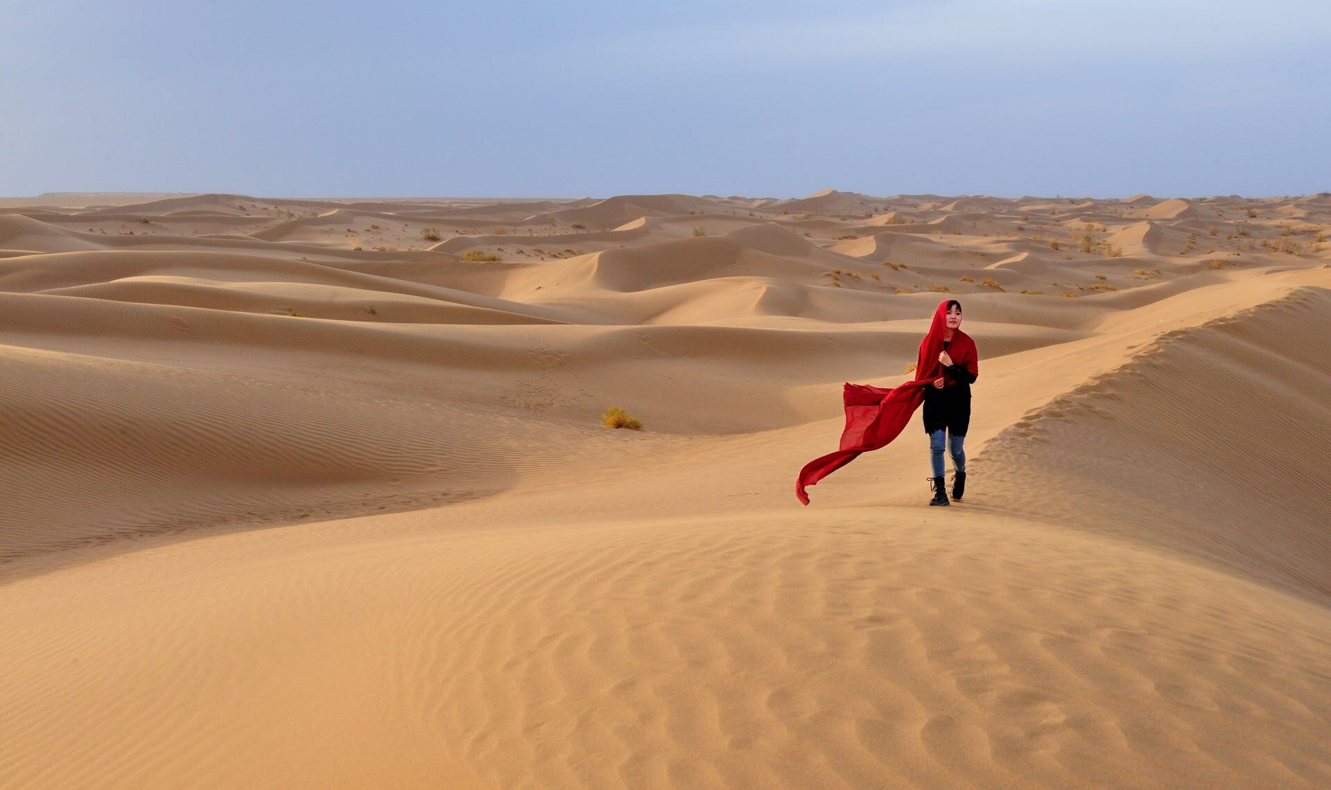 世界上最热的沙漠—farahad卢特