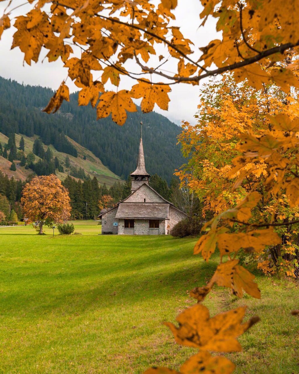 瑞士秋天的艳照门，美得让人受不了！