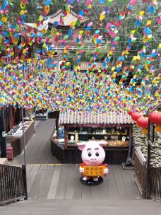 黔灵山公园-贵阳-YoYo_3F7O6J4Z