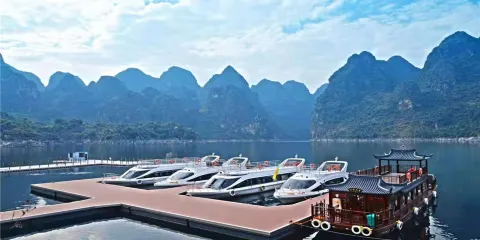 萬峰湖景區旅遊碼頭