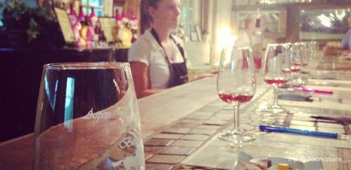 Aspen Dale Winery At The Barn Travel Guidebook Must Visit