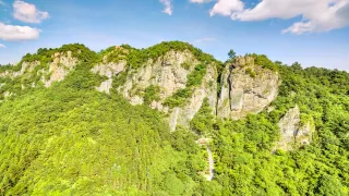 1-Day Xupu Tour: Forest Secrets of Chuanyan Mountain, Cultural Charm of Fengxiang Yaozhai