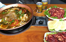 泸西清真酸汤牛肉火锅店餐厅图片