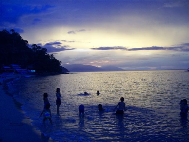 Ilig Iligan Beach