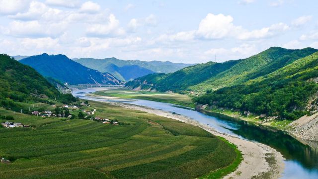 Yalu River Grand Canyon