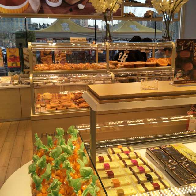 好利来(积家店)