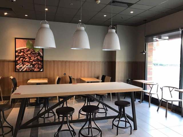 肯德基(花津南路欧尚店)