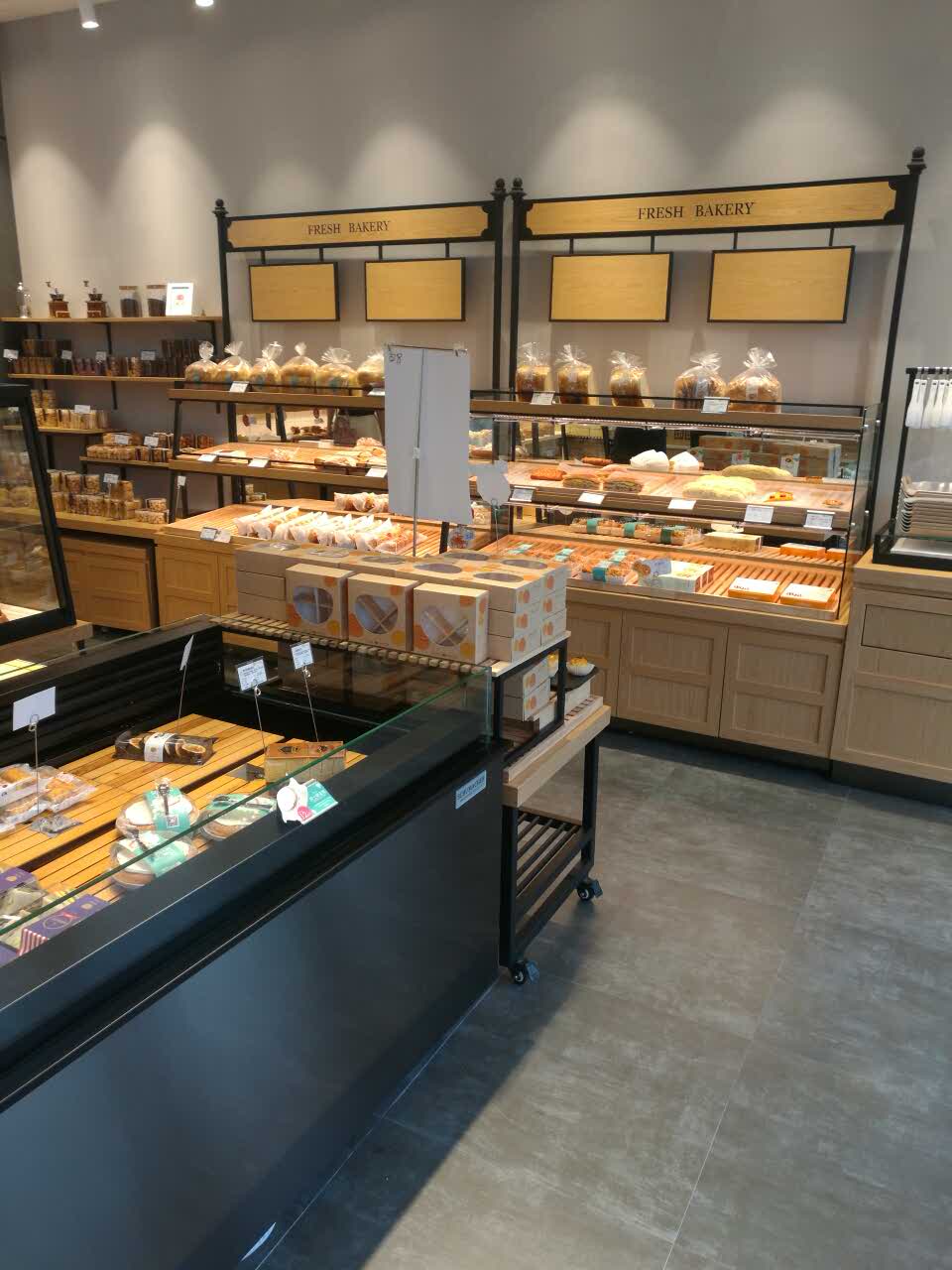 Nunu妞妞(襄阳白马店)