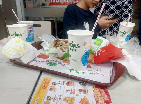 华莱士·全鸡汉堡(平沙店)