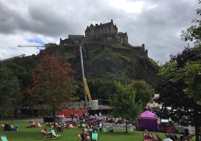 Castle Rock Attractions 易茜韵楹 Edinburgh Travel Review Travel
