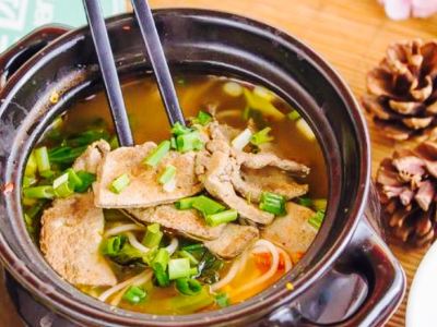 重庆特色罐罐米线