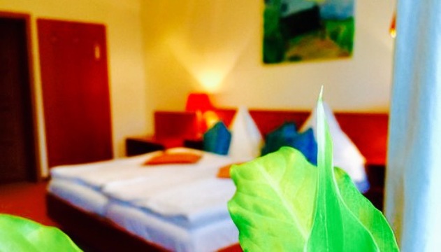 Gasthaus "Zu den Linden"餐厅图片