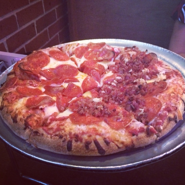 Ingleside Village Pizza