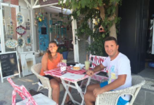 Ceri Cafe美食图片