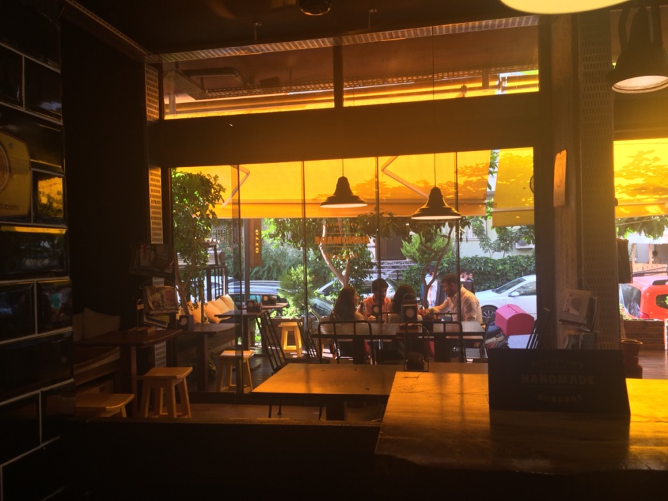 OTTOBROS Burger & Cafe餐厅图片