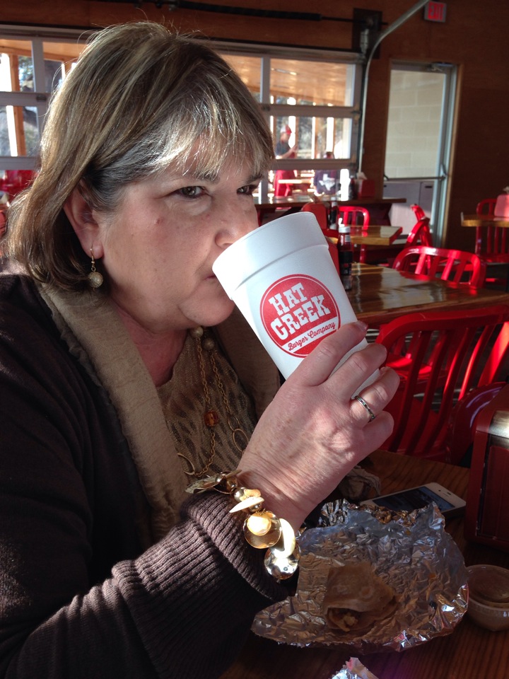 Hat Creek Burger Company餐厅图片