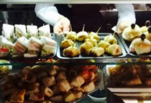 Living Cafe美食图片