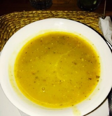 Spinnakers Beach Bar & Grill