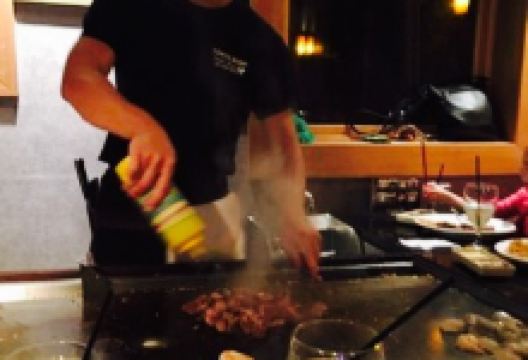 Tony's Sushi Japanese & Chinese Restaurant美食图片