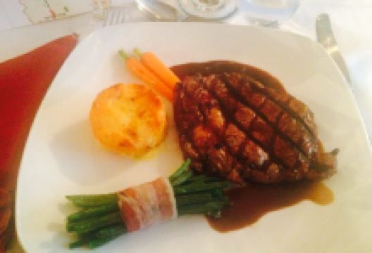 The Old Moot House Restaurant美食图片