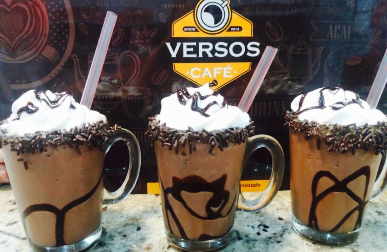 Versos Café餐厅图片