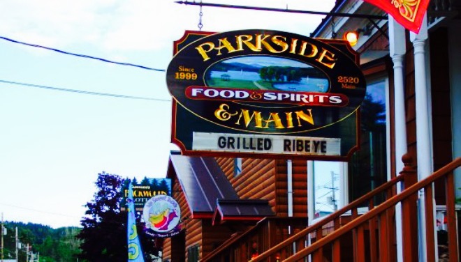 Parkside & Main Restaurant