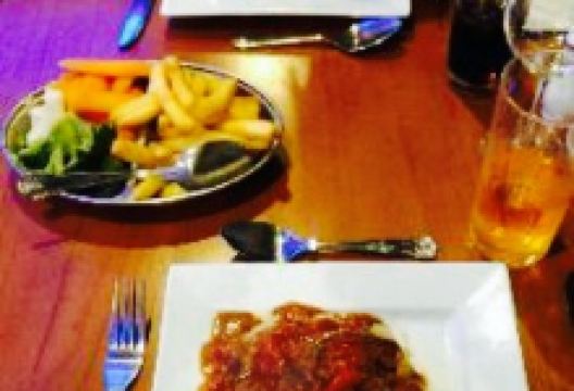 The Buchan Hotel Restaurant美食图片