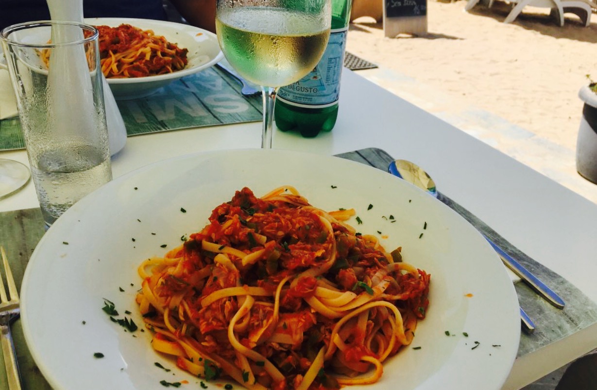 White Beach Bar Acharavi Corfu