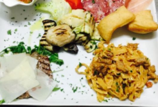 PG Cafe Longe Bar Ristorante Pizzeria美食图片