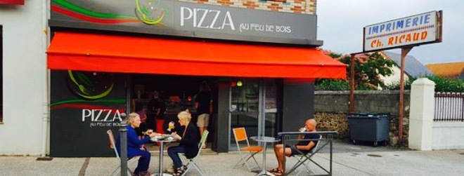 Pizza Au Feu De Bois