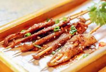 探食的螺蛳鸭脚火锅美食图片