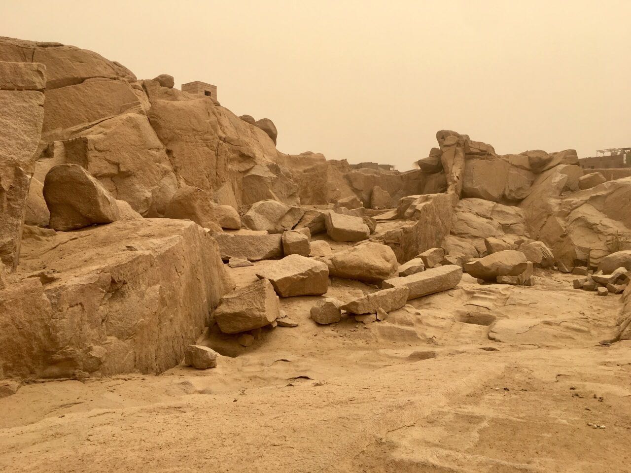 埃及，你好！— （12）未完工的方尖碑
