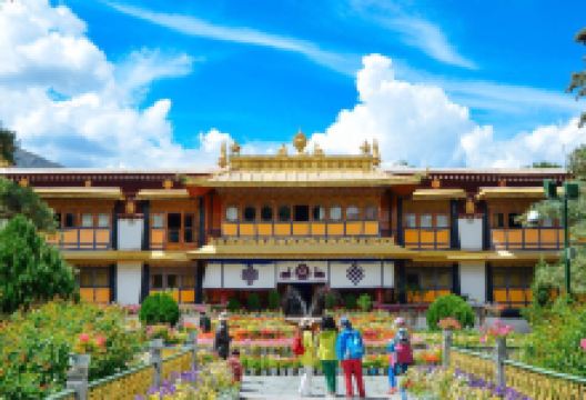 罗布林卡景点图片