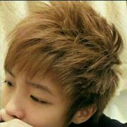 岁月无情人渐脆