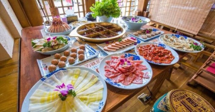 辣莊重庆老火锅(东港店)餐厅图片