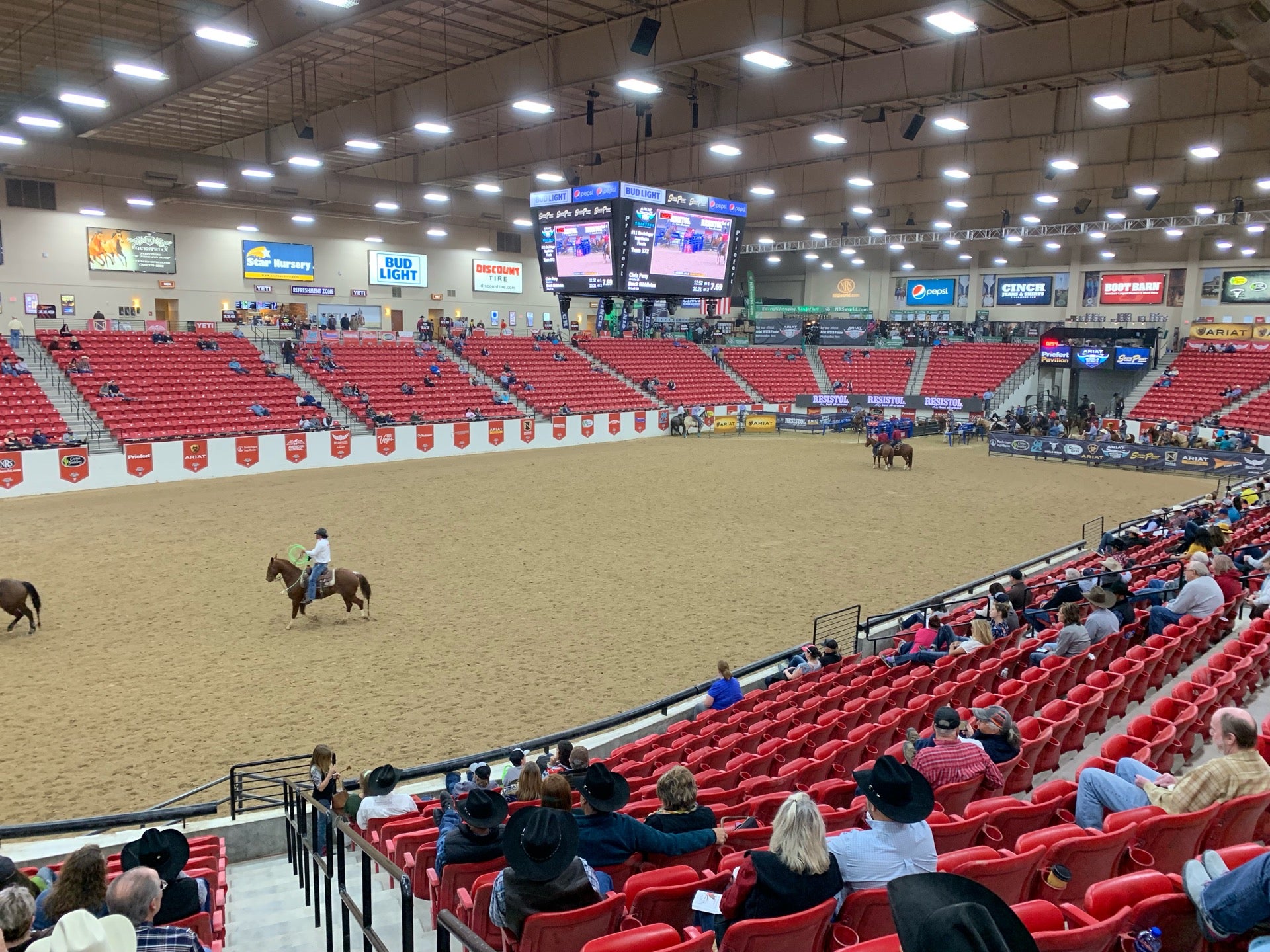 South Point Casino Arena And Equestrian Center Travel Guidebook