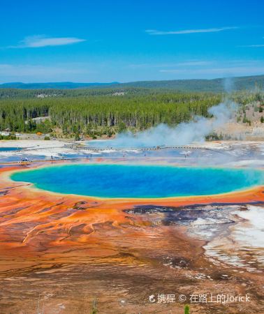 8D7N • Yellowstone National Park 8-Day Tour from Vancouver, Optional Yellowstone In-Park Accommodation