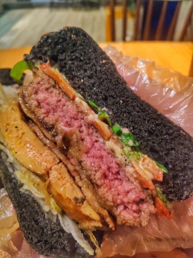 BRAVO BURGER+