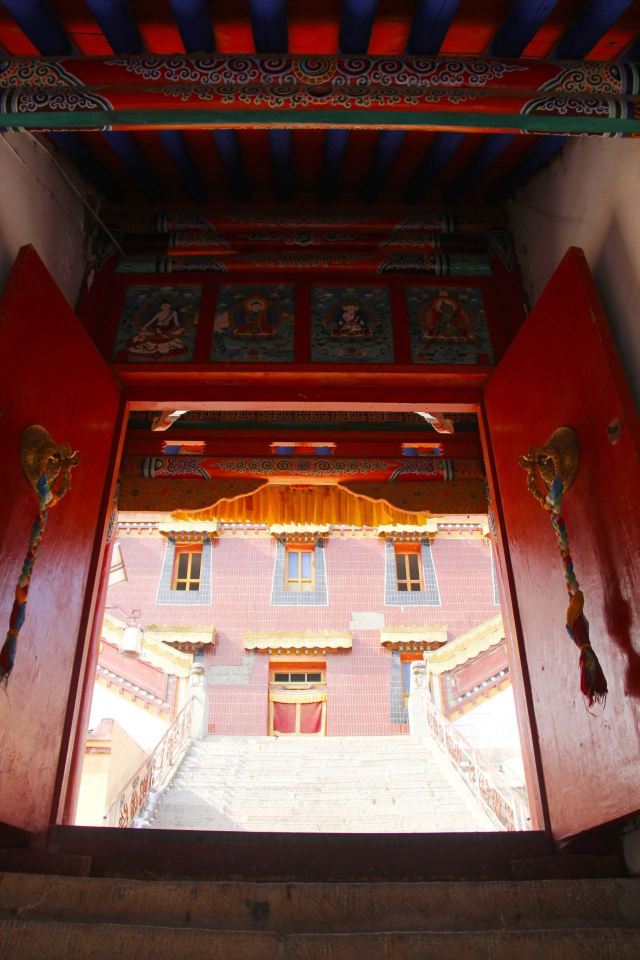 隆務寺