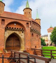 波兰游记图文-如何乘坐Flixbus和波兰铁路去波兰最美的世遗小镇-克拉科夫？