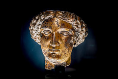 巴斯游记图片] 它是史上最著名的罗马艺术品，也是罗马浴场博物馆的“镇馆之宝”......