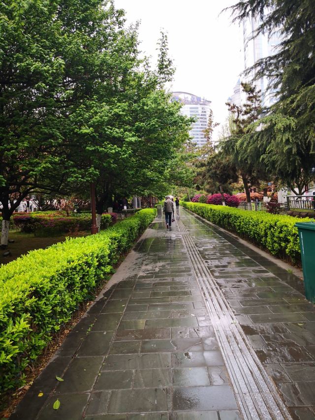 甲秀广场旅行图片 2