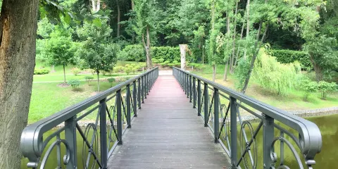 薄荷島洛柏克生態旅遊冒險公園