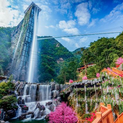韶关丹霞山+广东大峡谷+丽宫云瑶谷温泉+云门山旅游度假区3日2晚私家团