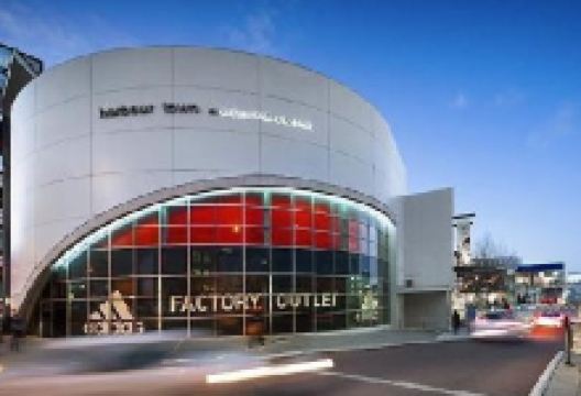 Watertown Brand Outlet Centre购物图片