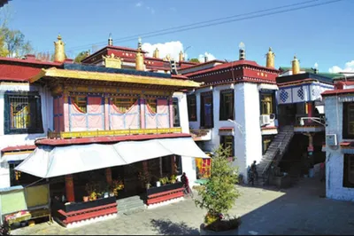 丹杰林寺