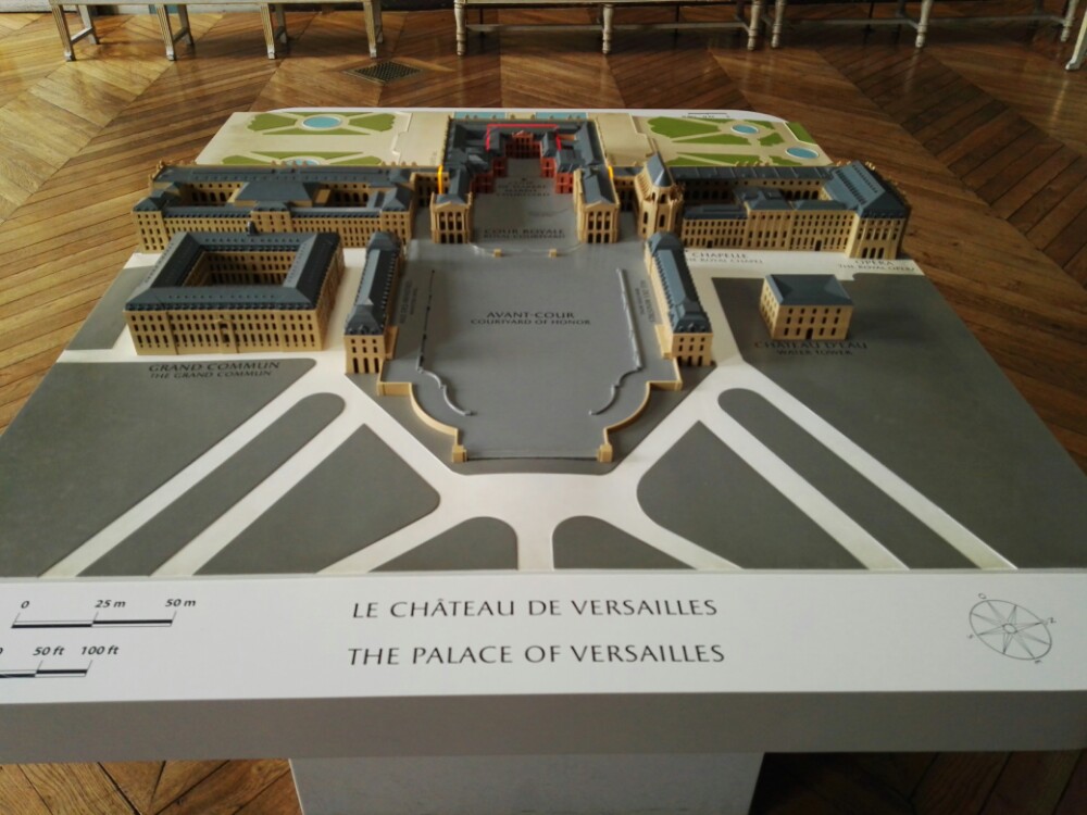 凡尔赛宫（法文：Chateau de Versailles）