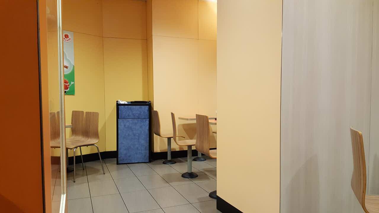 Gallery 4