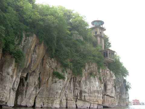 广西石钟山