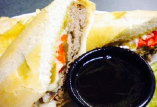 The Distillery Restaurant Victor美食图片